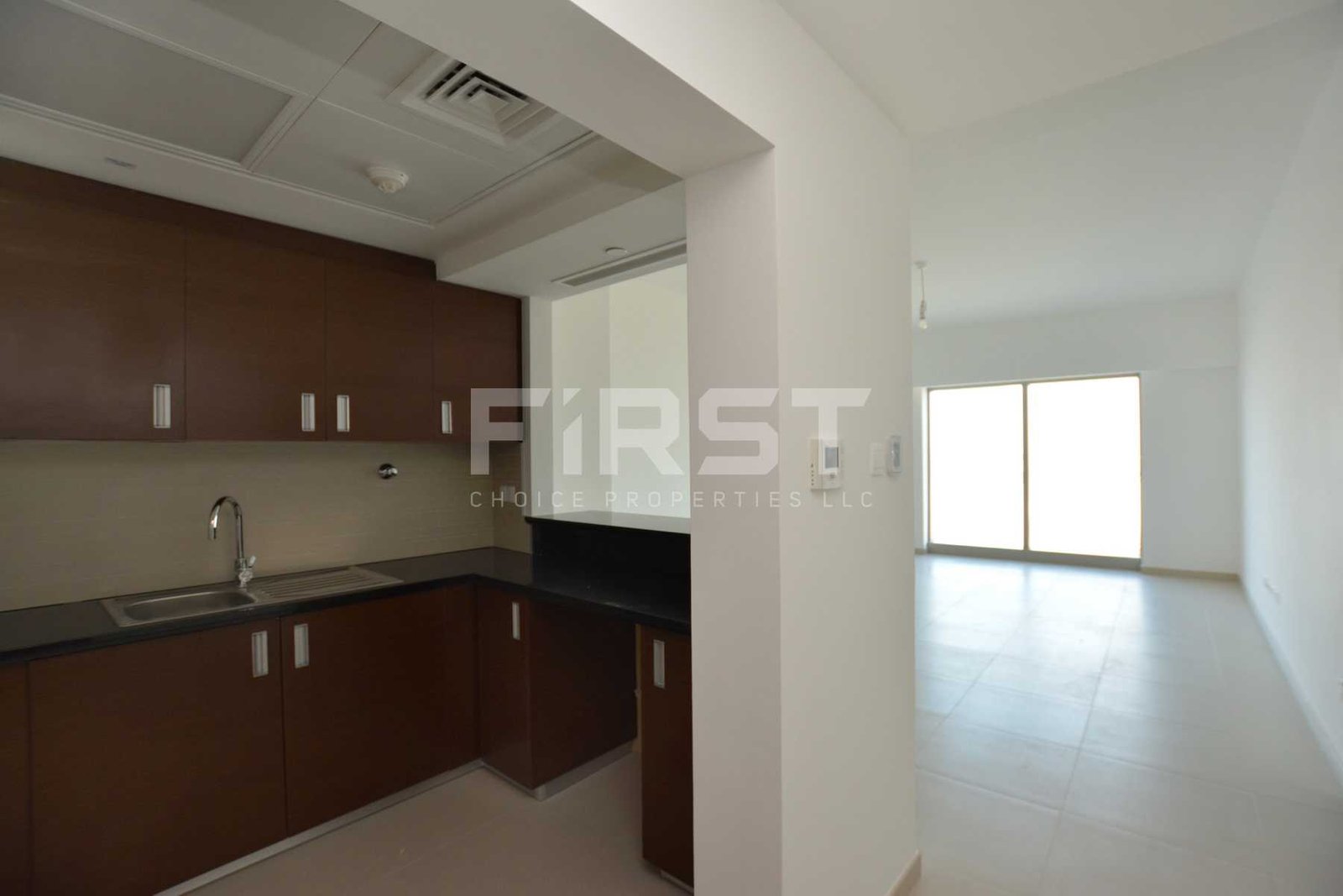 Internal Photo of 1 Bedroom Apartment in The Gate Tower Shams Abu Dhabi Al Reem Island Abu Dhabi UAE (2).jpg
